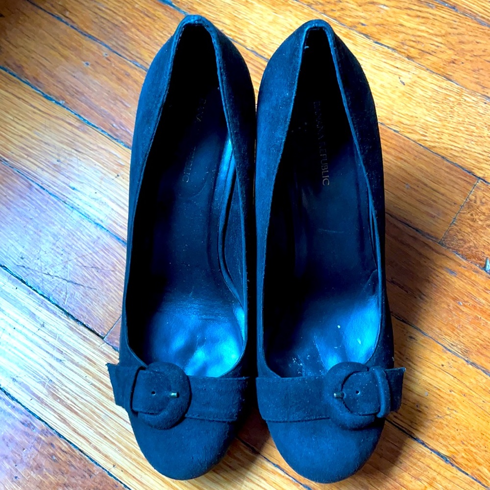 Black Wedge Heels